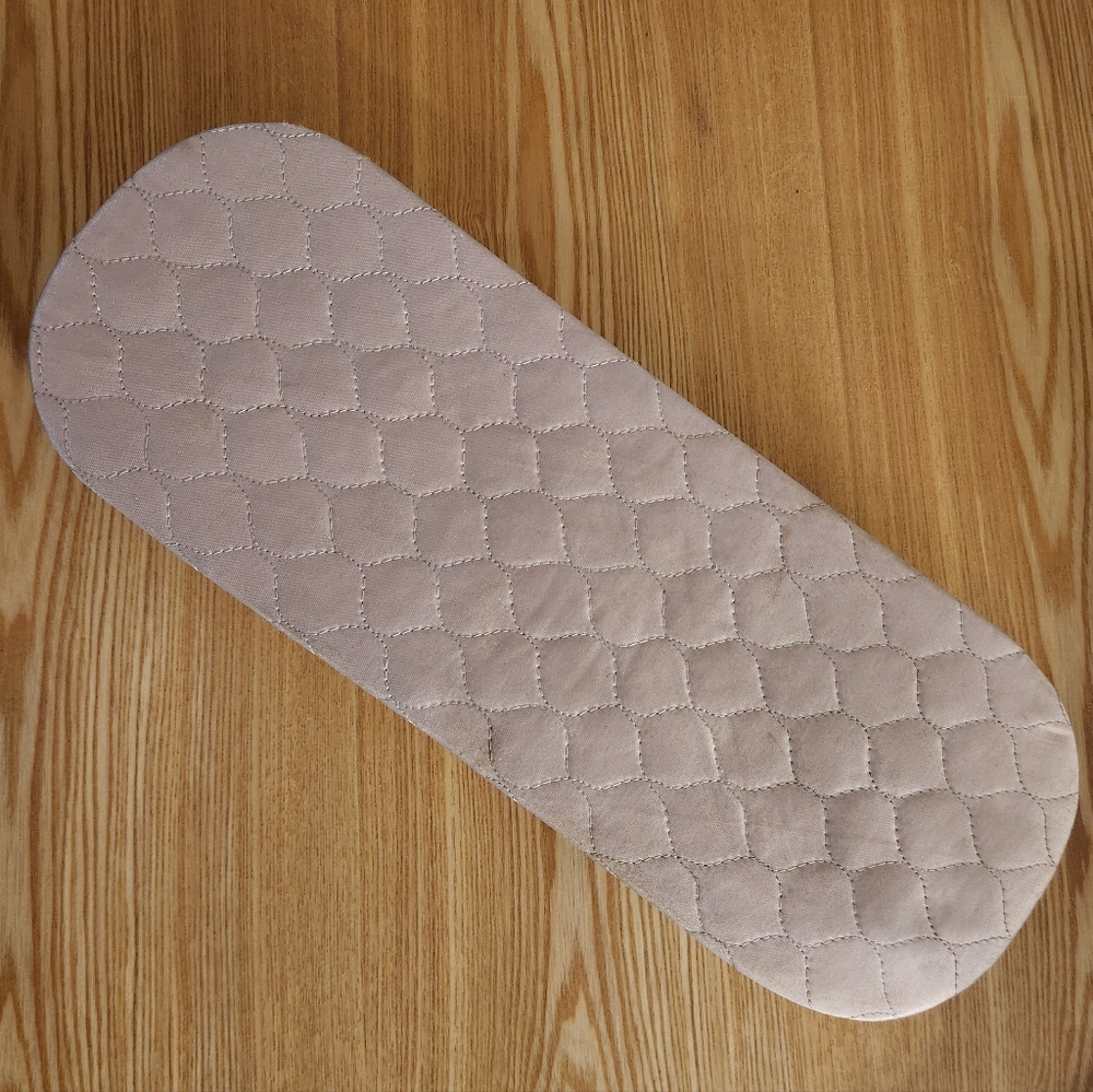 Vintage Quilted/Padded Jewelry Or Make-Up Organizer